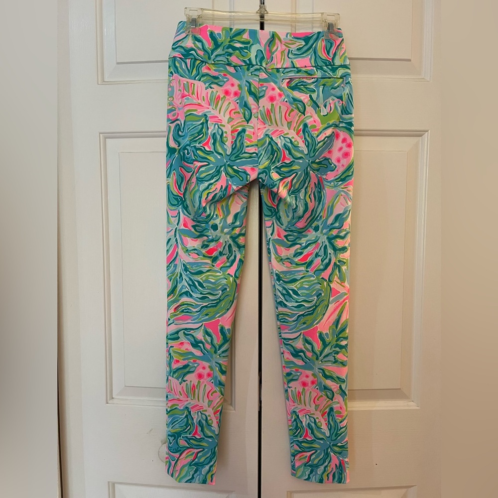 Lilly Pulitzer Luxletic Tropical Print Leggings Athleisure Pants NWOT Size 00 - Picture 5 of 6